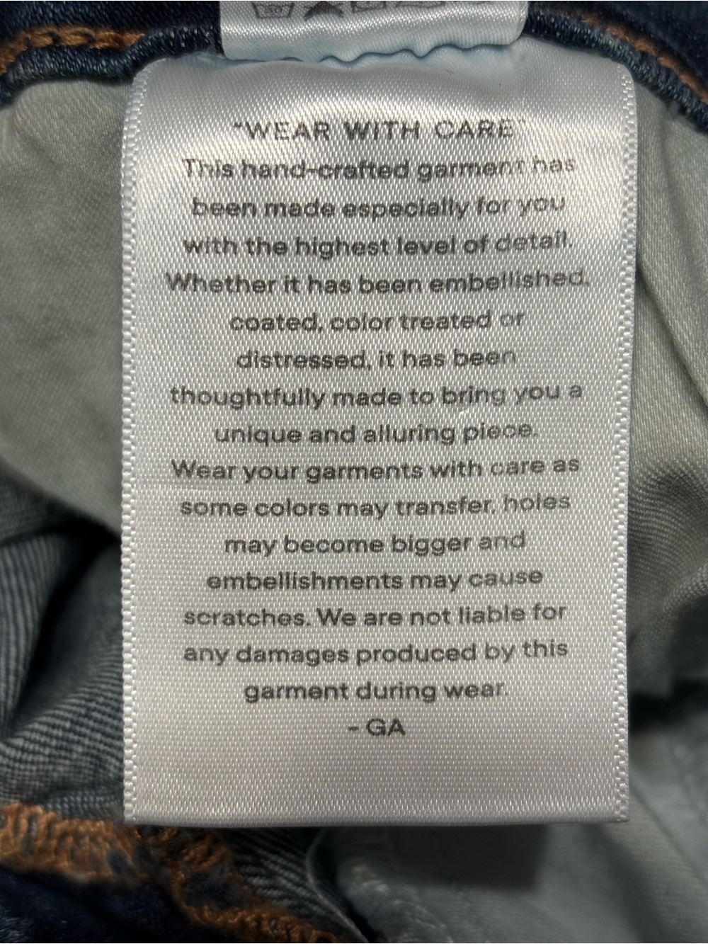 π·οΈ Good American Good Capri Skinny Jeans Mid Rise Crop Split Cuff Blue 4/27 NWT - Picture 12 of 16